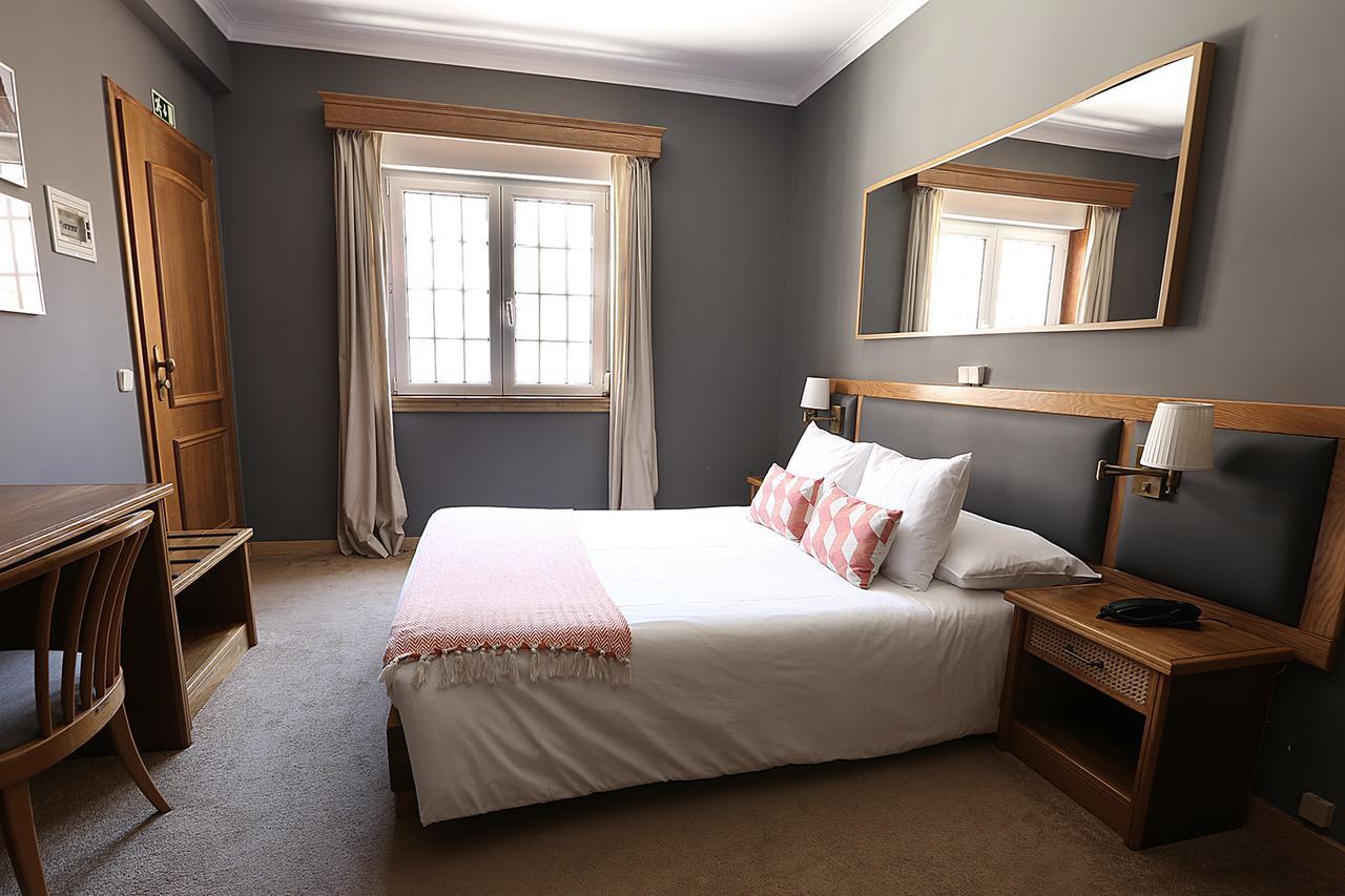 Cosy Sintra Hotel Room photo
